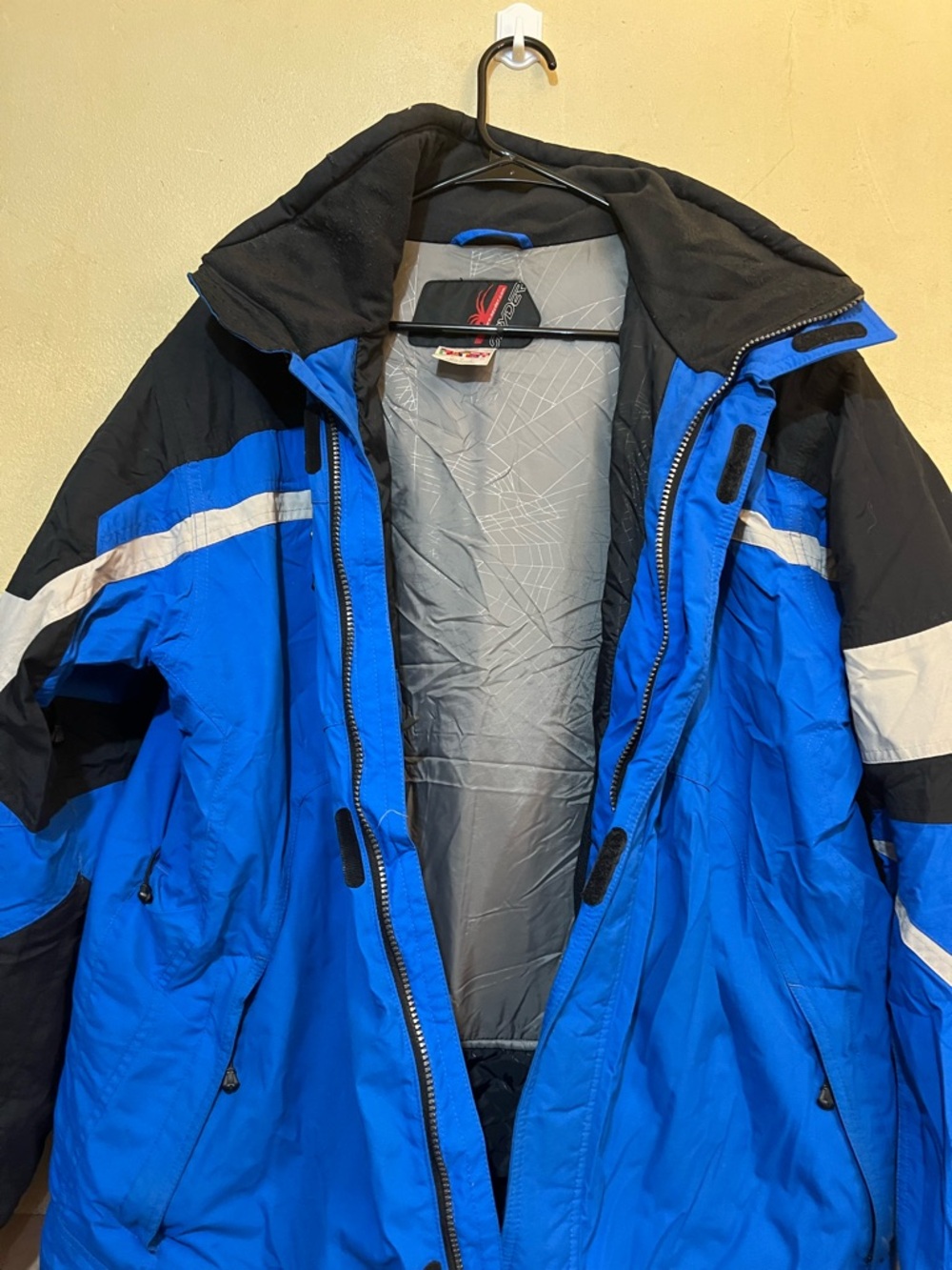 Vintage Spyder Men’s Ski Jacket Blue Black White Insulated Coat Size xl